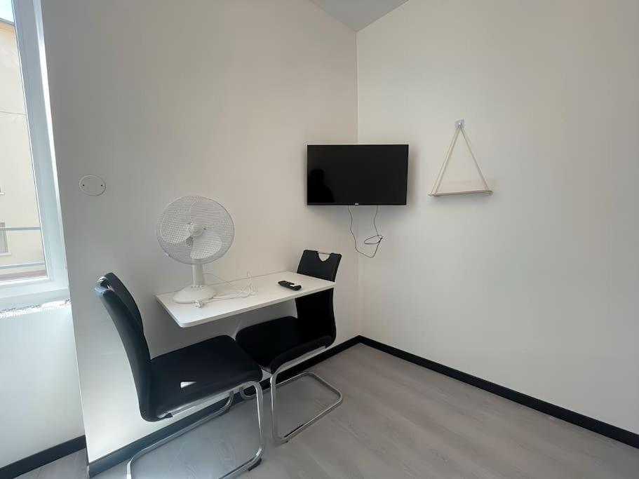 Studio B2 20M2 Cosy 5Min A Pied Des Gares Roanne Dış mekan fotoğraf