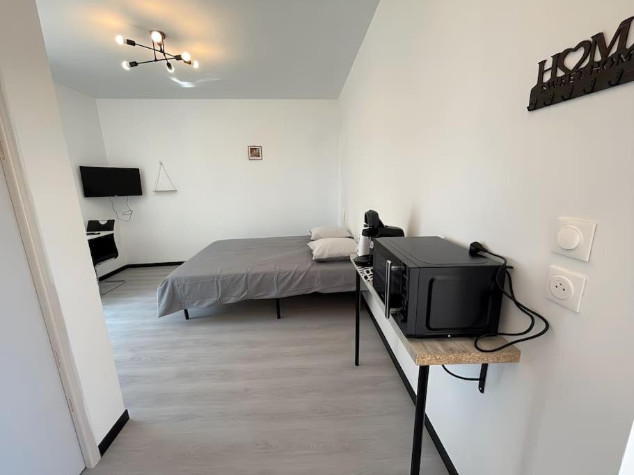 Studio B2 20M2 Cosy 5Min A Pied Des Gares Roanne Dış mekan fotoğraf
